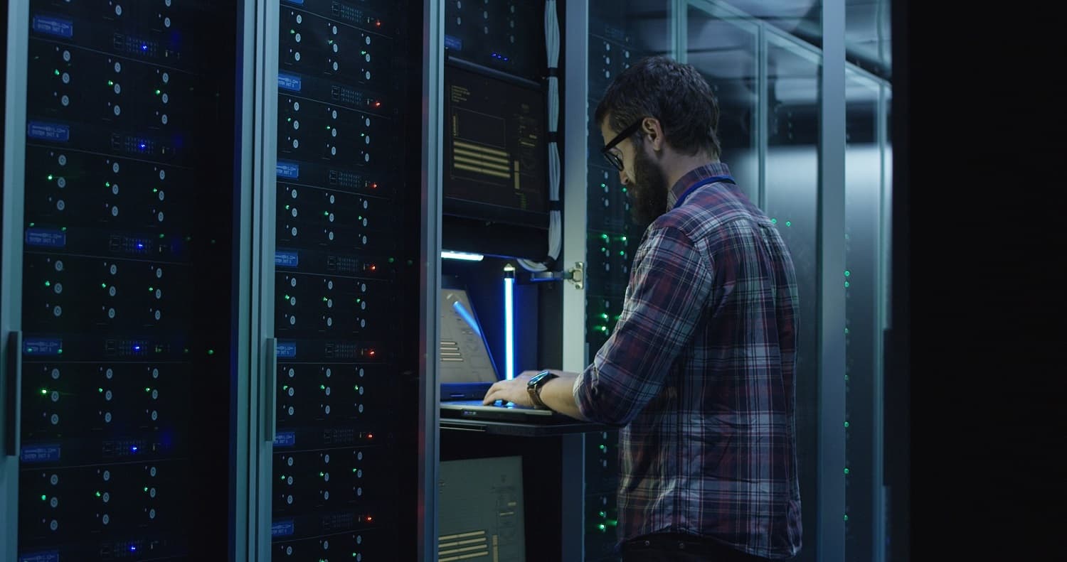 IT specialist at a server