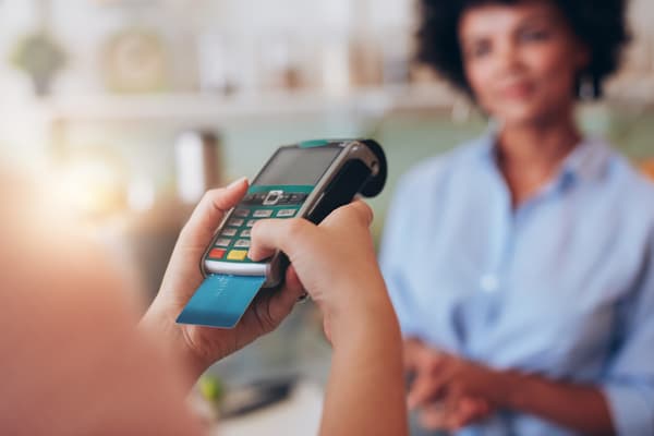 How Long Does Credit Card Processing Take? Settlement Times Explained - thumbnail