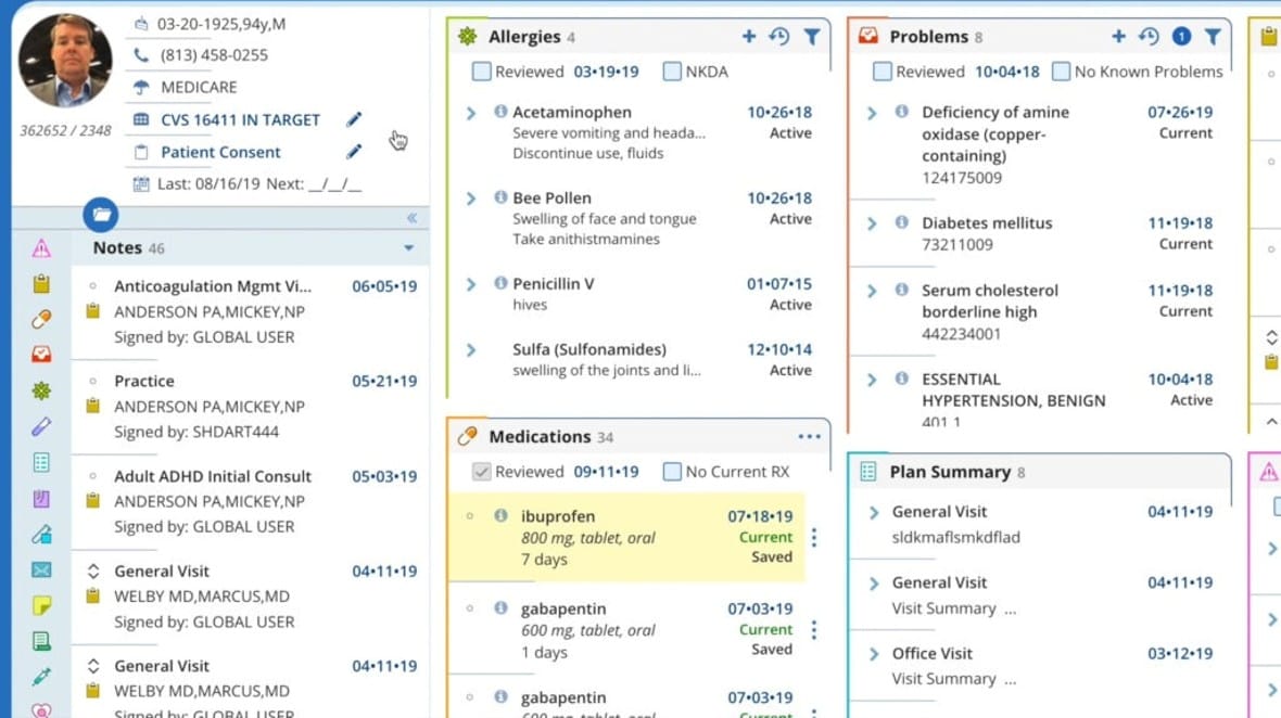 AdvancedMD patient chart displaying customizable cards for allergies, problems, medications, notes and care plans.