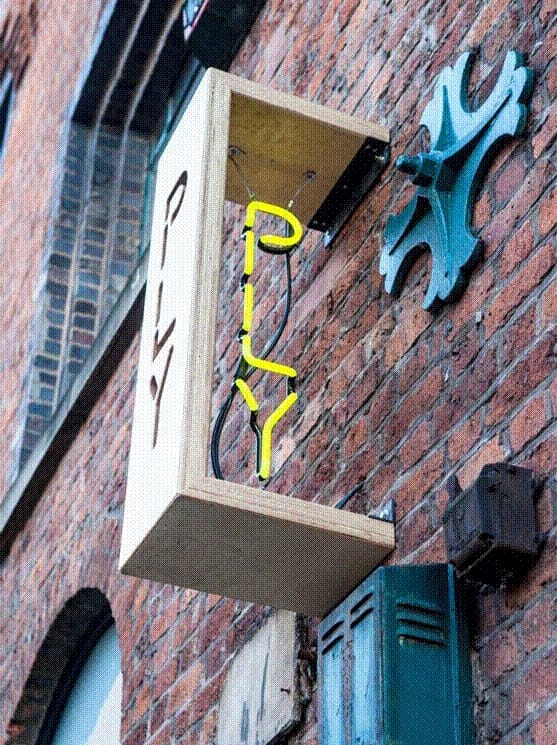 lighted bracket sign